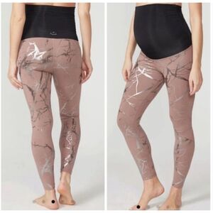 Beyond the bump by Beyond Yoga Leggings Women's Small  Marbles Dusty Rose